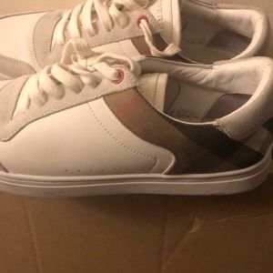 Burberry sneakers